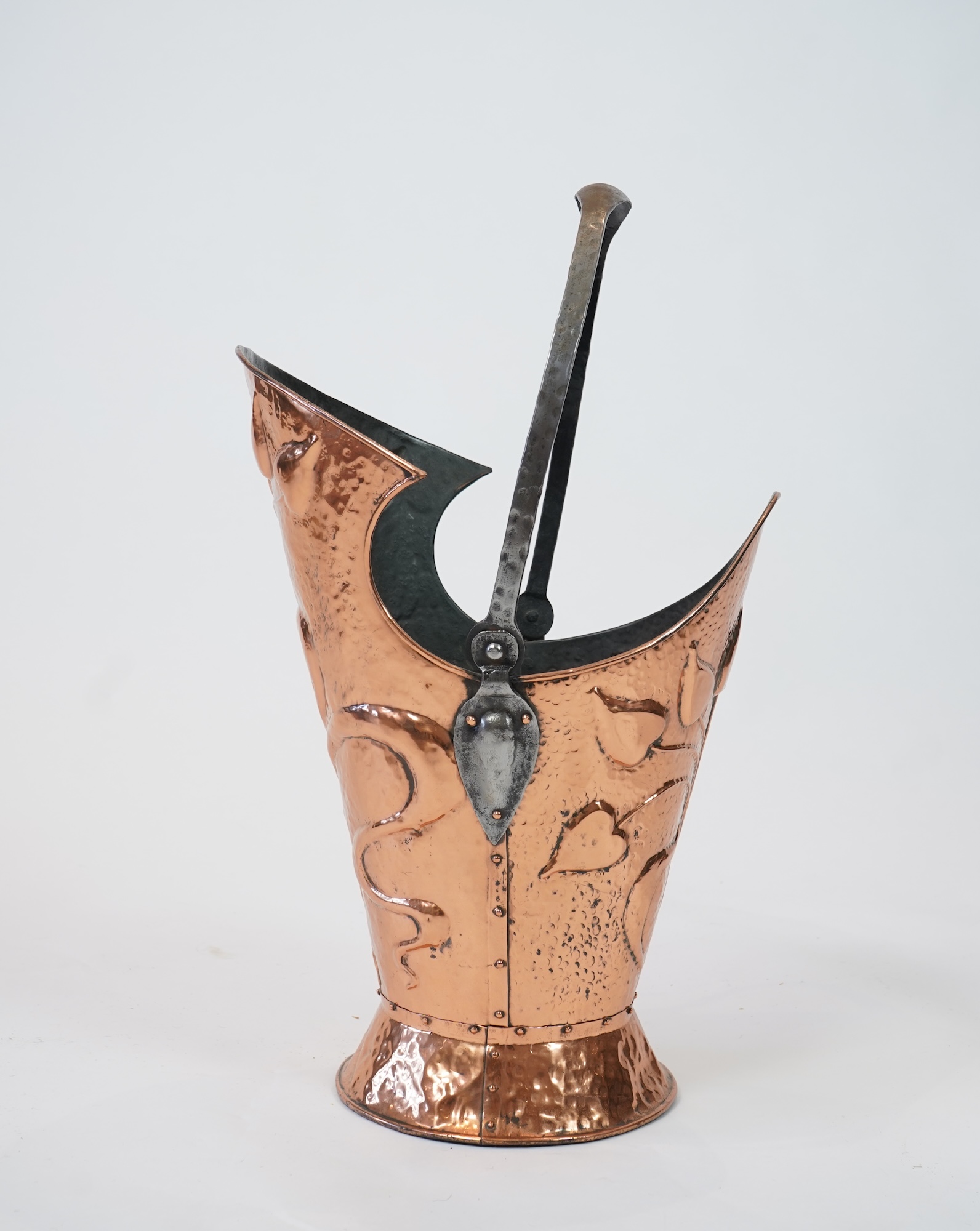 Attributed to J & F Pool of Hayle, Cornwall: An Arts and Crafts copper coal bucket